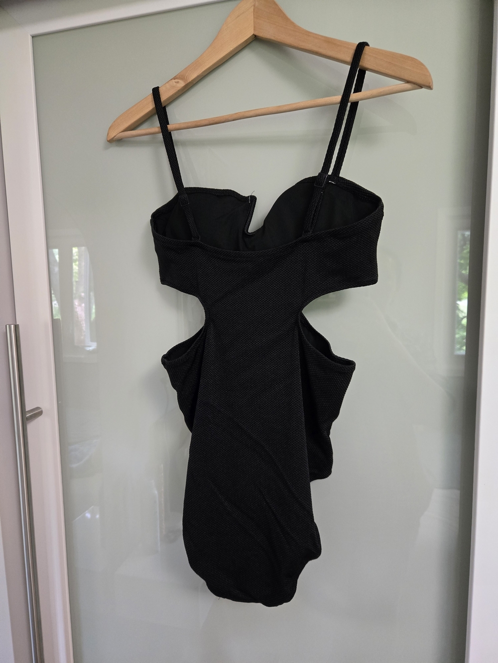 aerie Cutout Black One-Piece Swimsuit Size Medium - Picture 6 of 7